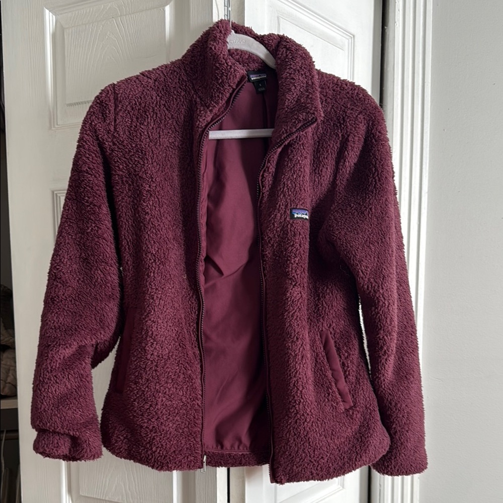 Patagonia Burgundy Teddy Jacket Plush Fleece High Collar
